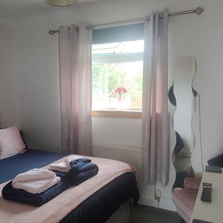 Kinghorn - Private Room, Own Entrance, Ensuite, Sunroom & Views Exterior photo